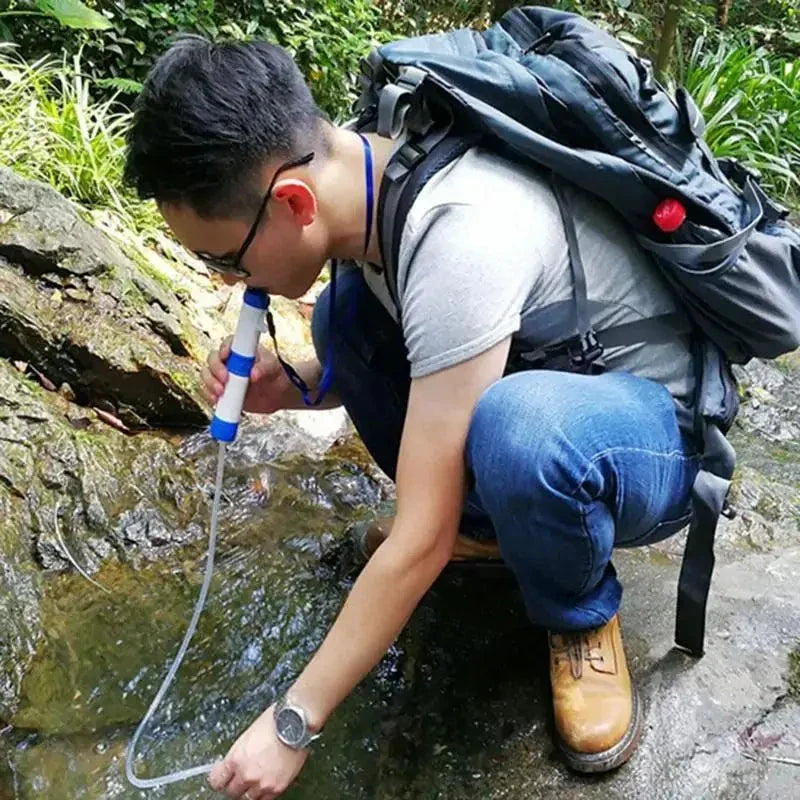 Compact Travel Water Filter – Portable Outdoor Purifier